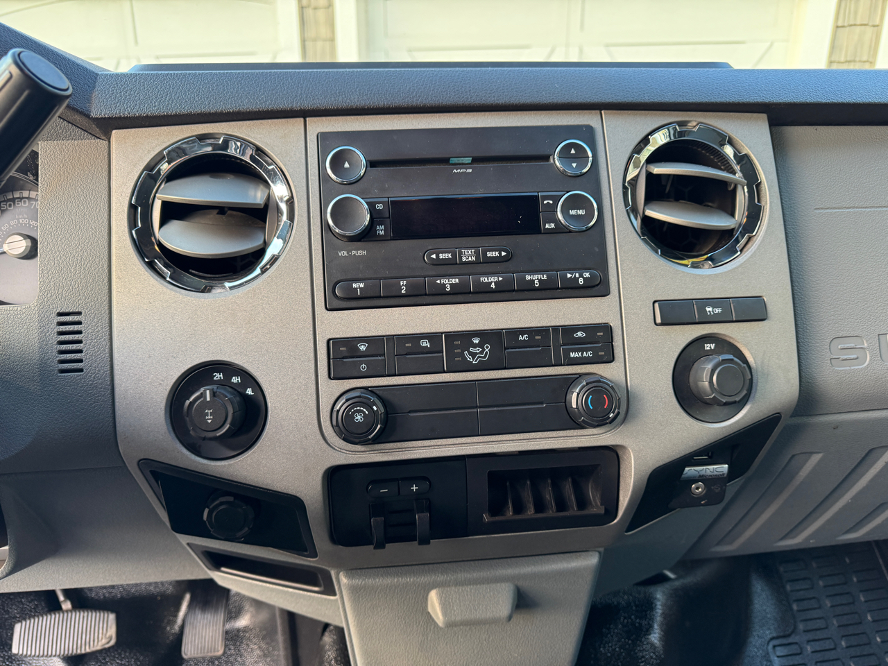 Ford F-250 SD XLT Crew Cab Long Bed 4WD 2014