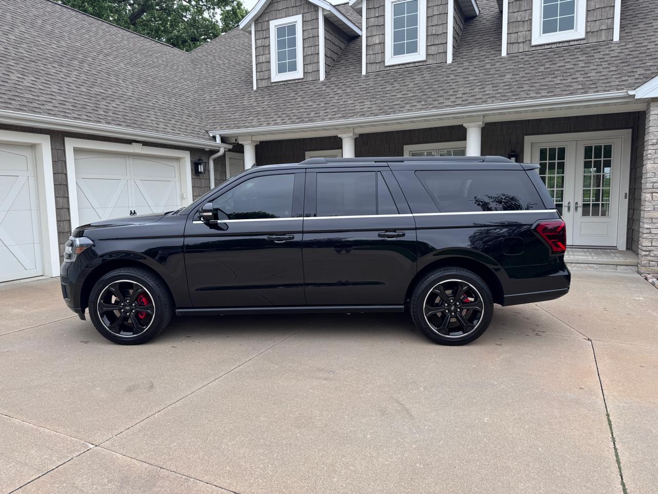 Ford Expedition MAX Limited 4WD 2023