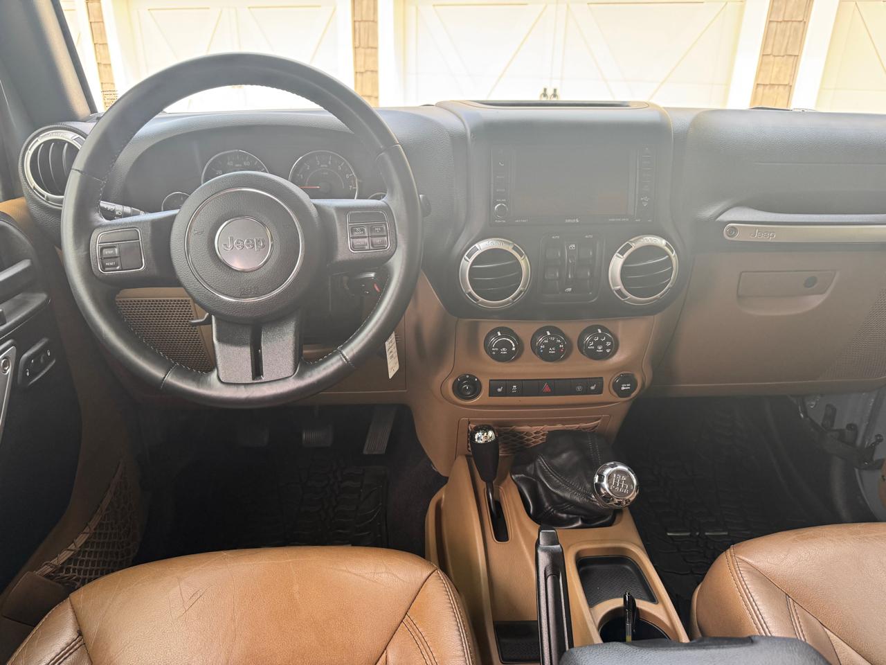 Jeep Wrangler Unlimited Sahara 4WD 2015