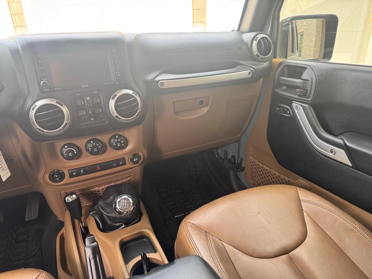 Jeep Wrangler Unlimited Sahara 4WD 2015
