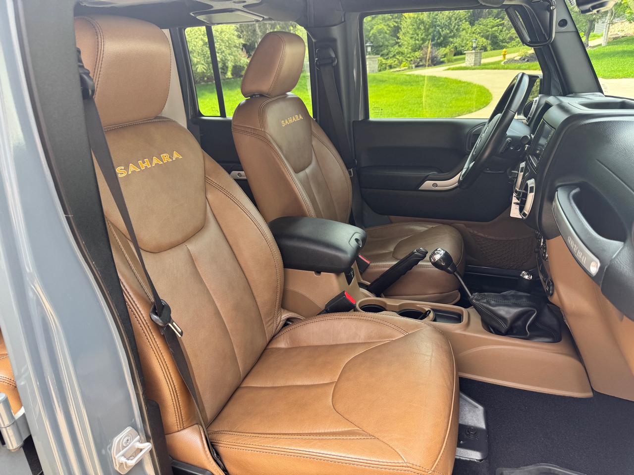 Jeep Wrangler Unlimited Sahara 4WD 2015