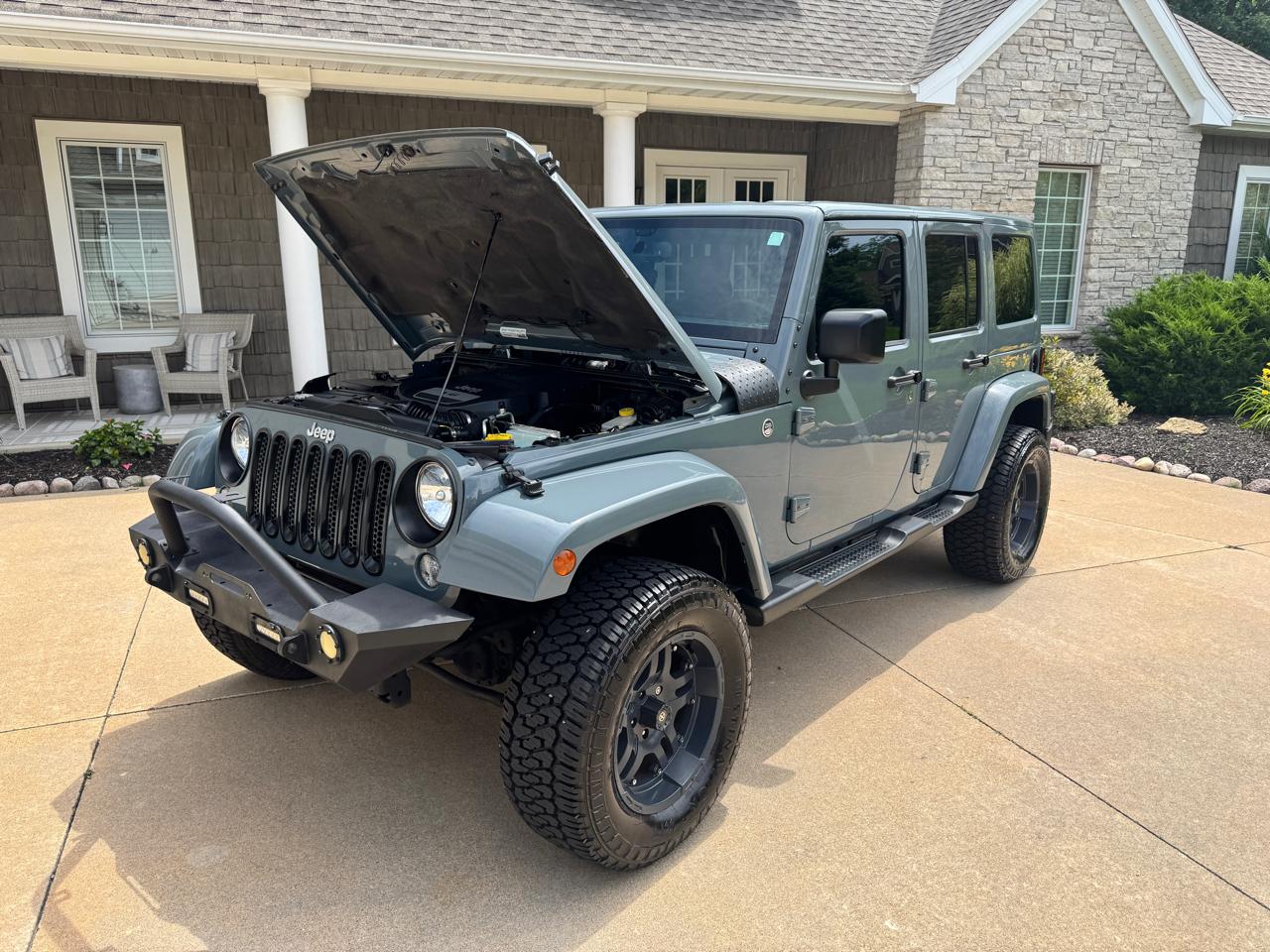 Jeep Wrangler Unlimited Sahara 4WD 2015