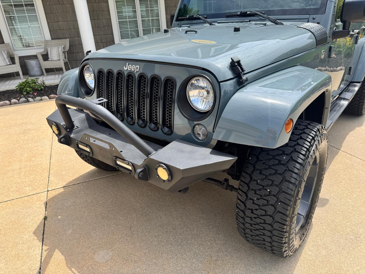 Jeep Wrangler Unlimited Sahara 4WD 2015
