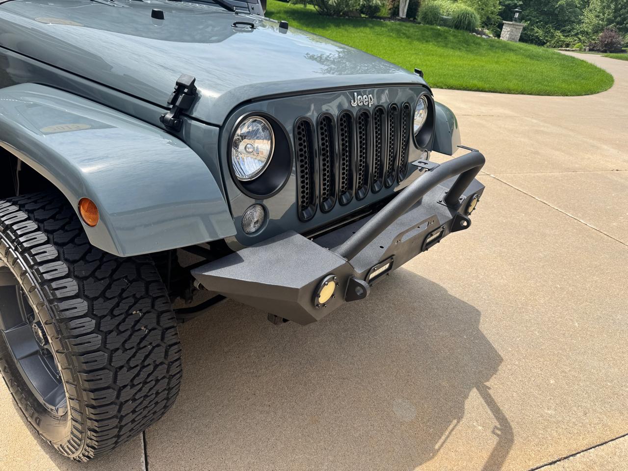 Jeep Wrangler Unlimited Sahara 4WD 2015