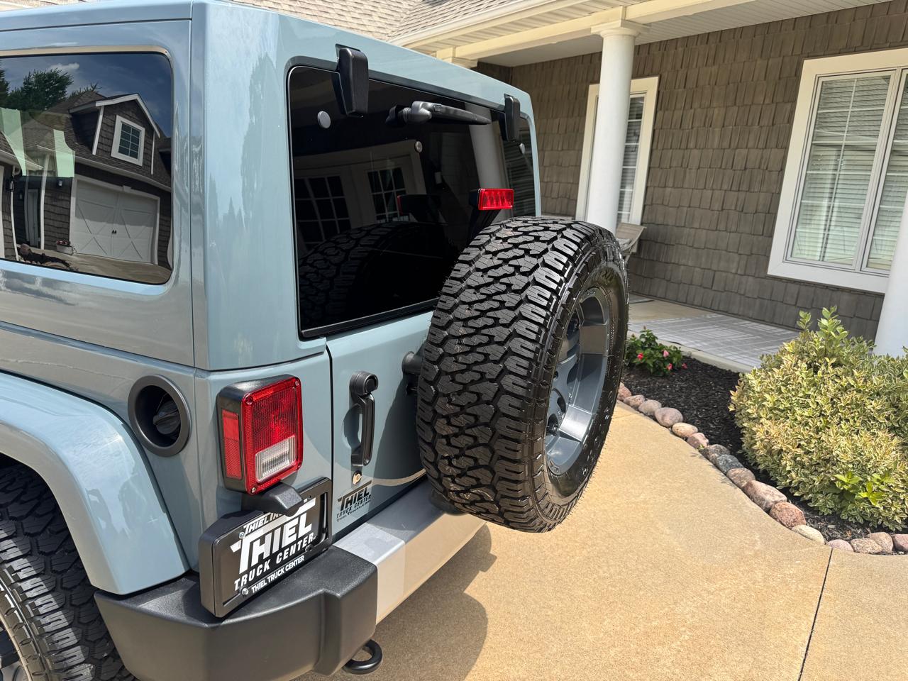 Jeep Wrangler Unlimited Sahara 4WD 2015