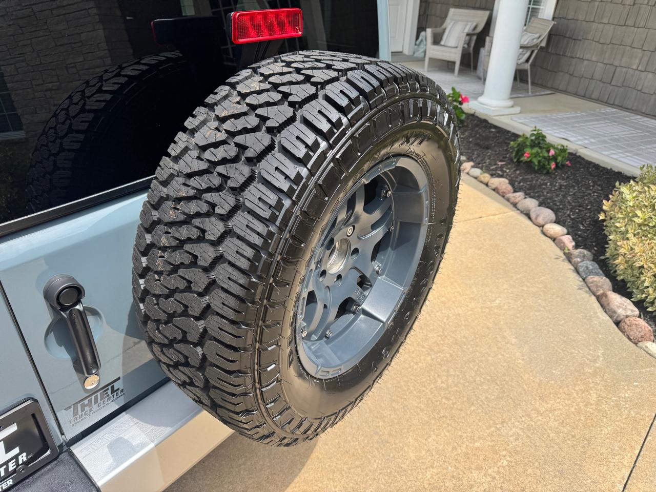 Jeep Wrangler Unlimited Sahara 4WD 2015