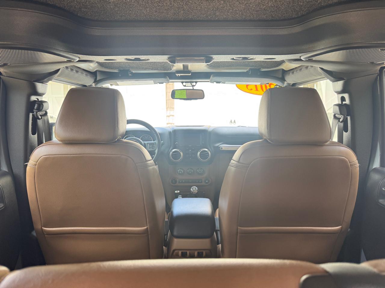 Jeep Wrangler Unlimited Sahara 4WD 2015