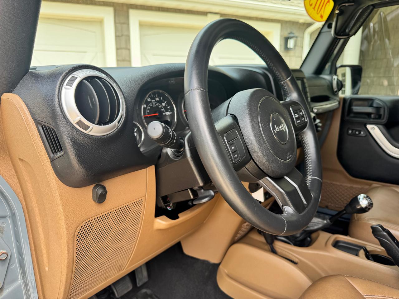 Jeep Wrangler Unlimited Sahara 4WD 2015