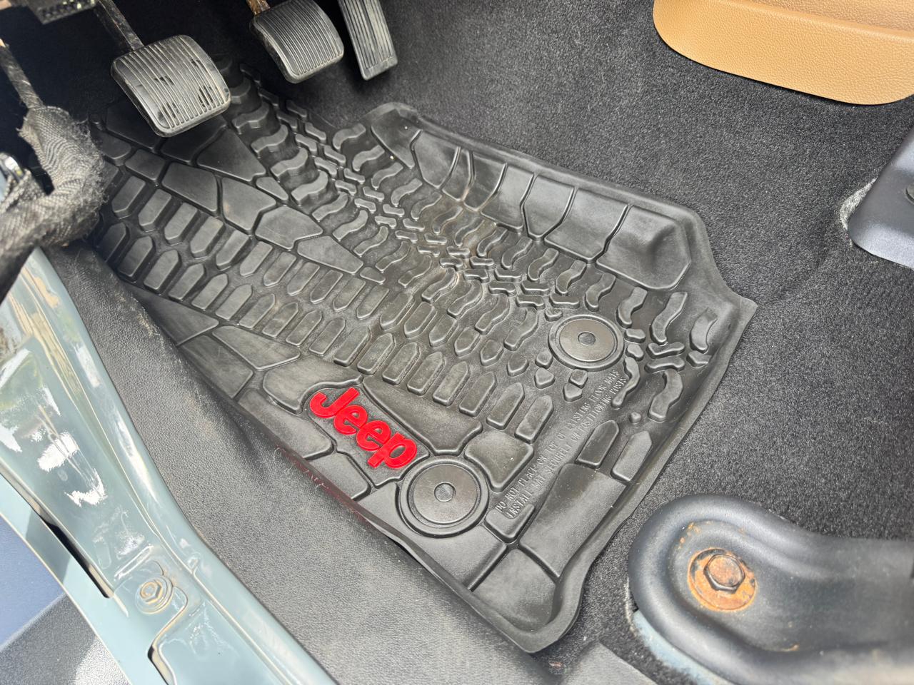 Jeep Wrangler Unlimited Sahara 4WD 2015