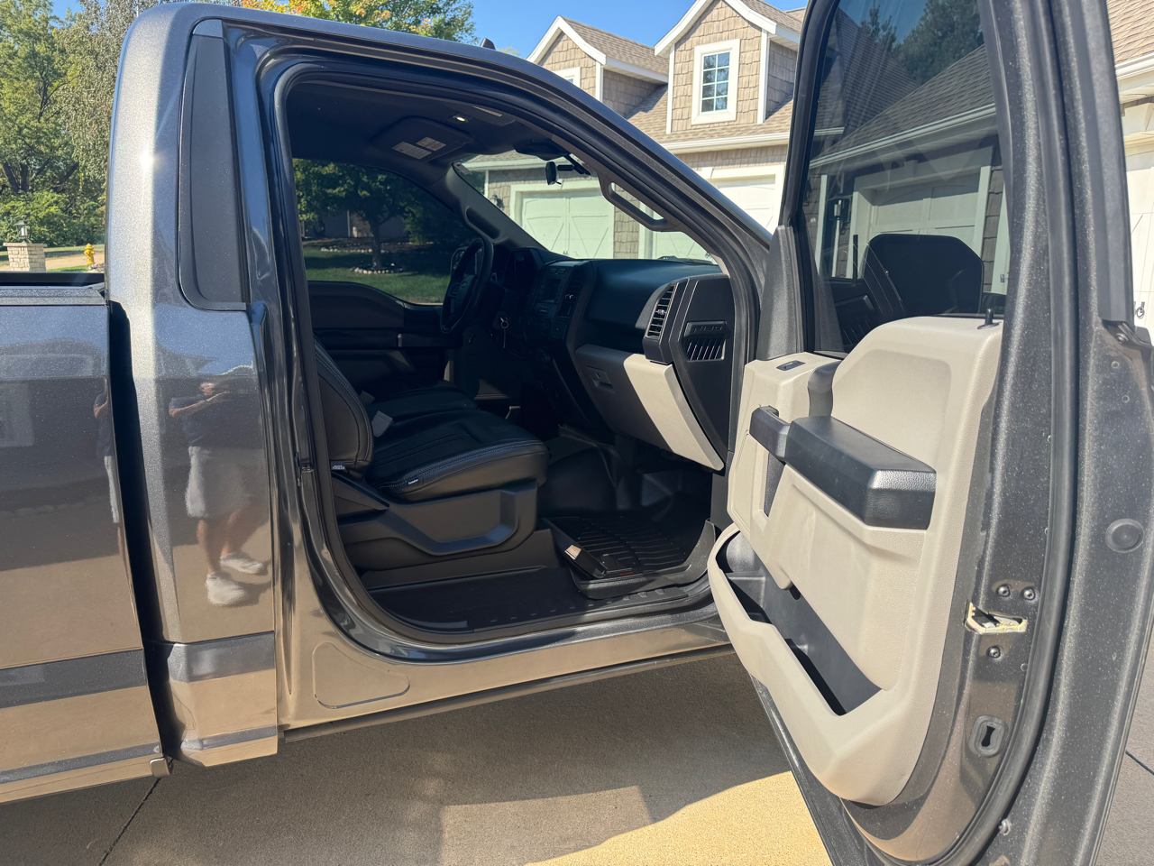 2020 Ford F-150 XL photo 10