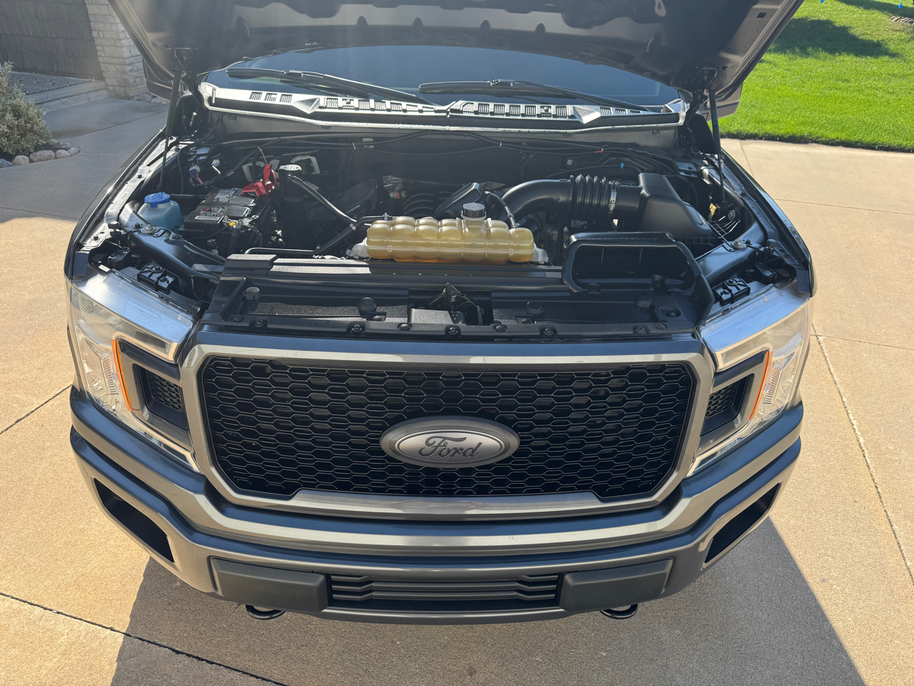 2020 Ford F-150 XL photo 13