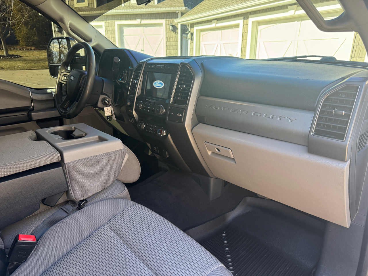 Ford Super Duty F-250 SRW XLT 4WD Crew Cab 6.75' Box 2022