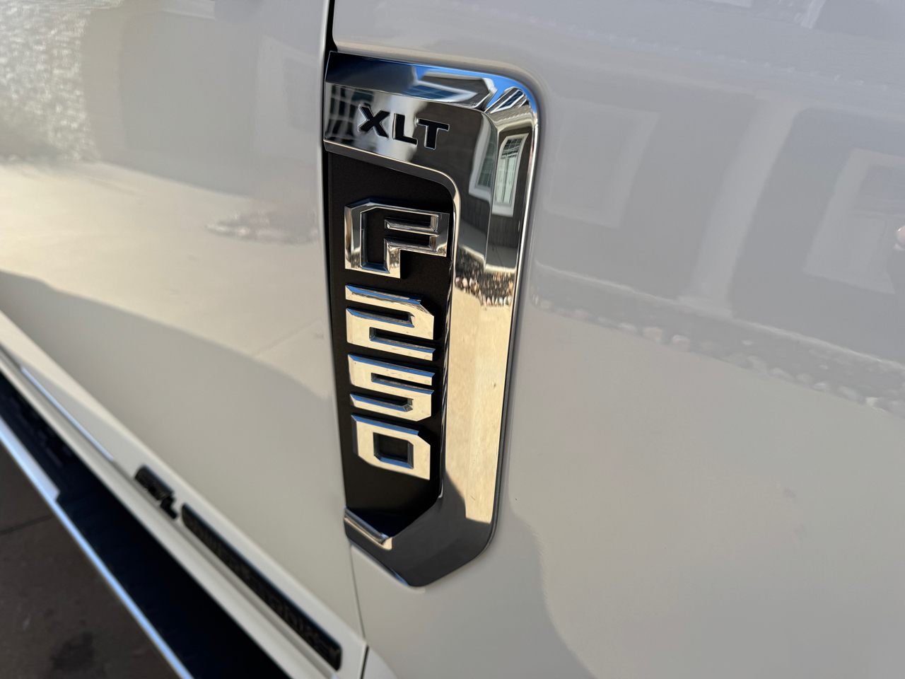 Ford Super Duty F-250 SRW XLT 4WD Crew Cab 6.75' Box 2022