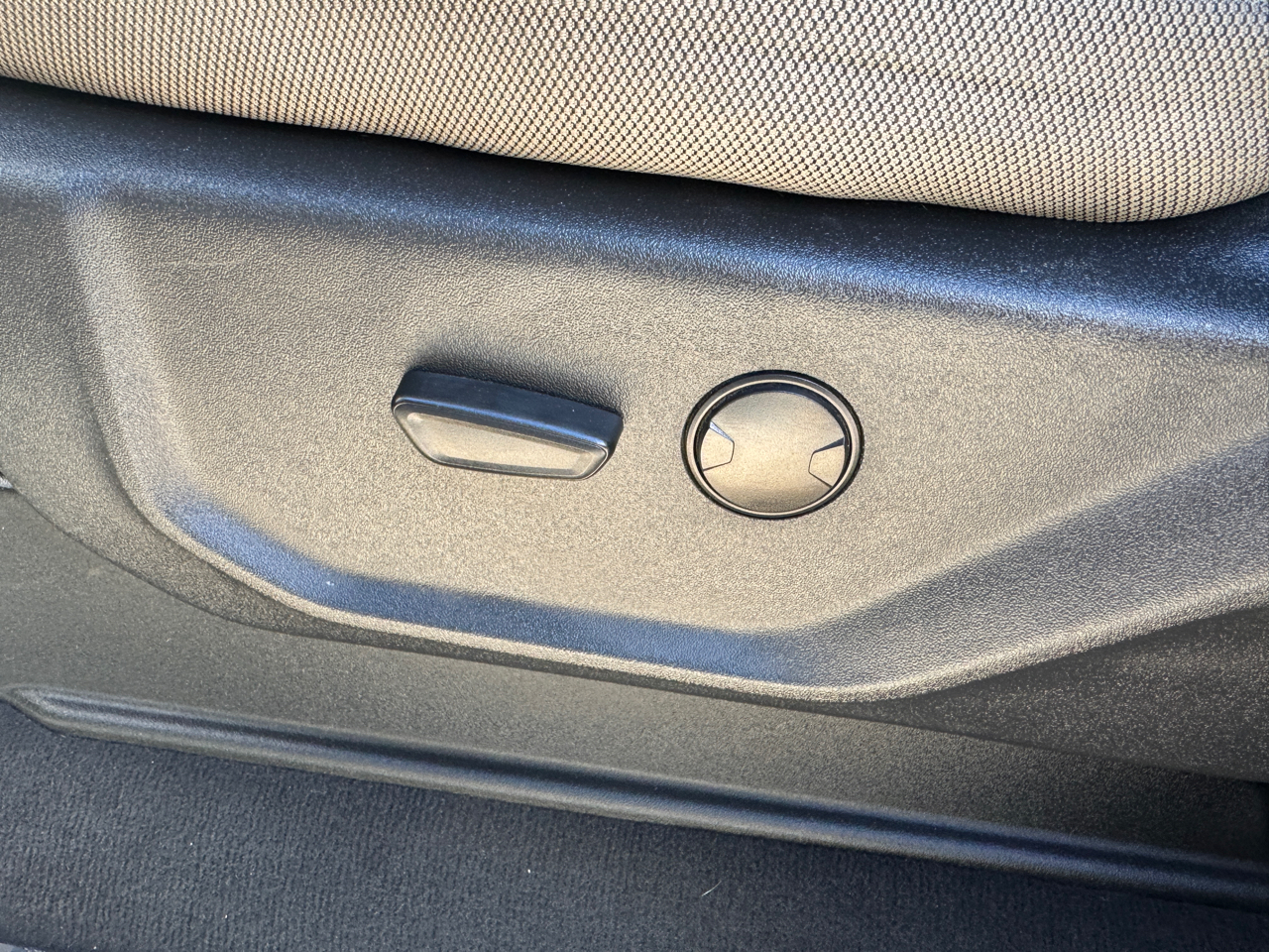 Ford Super Duty F-250 SRW XLT 4WD Crew Cab 6.75' Box 2022