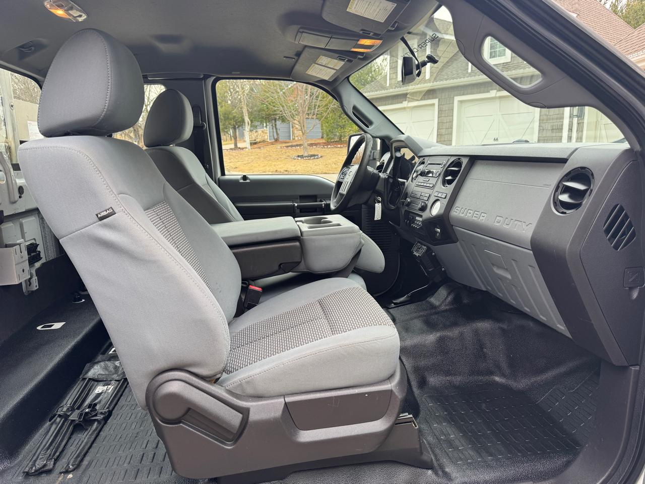 Ford Super Duty F-250 SRW 4WD SuperCab 158" XL 2016