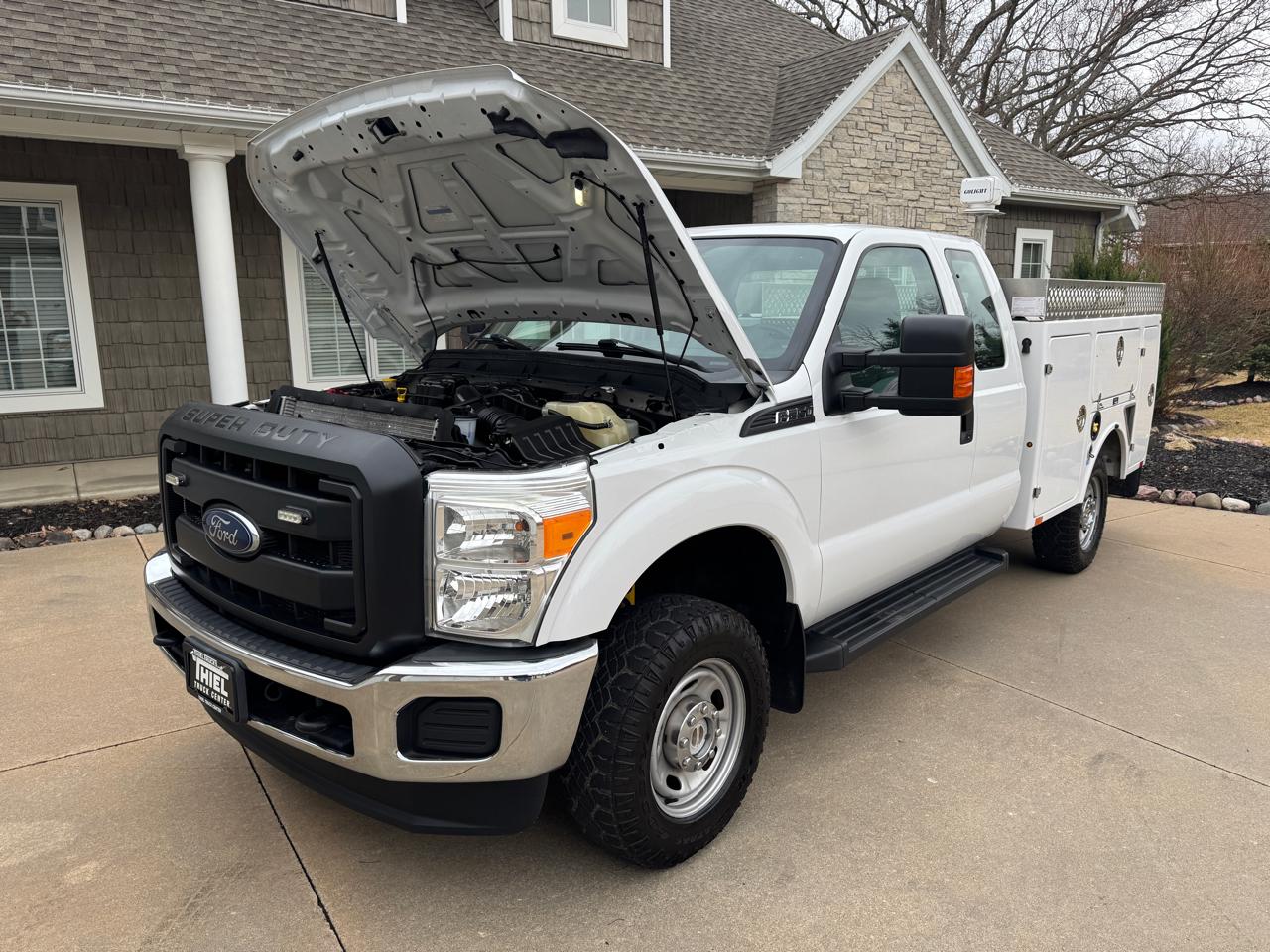 Ford Super Duty F-250 SRW 4WD SuperCab 158" XL 2016
