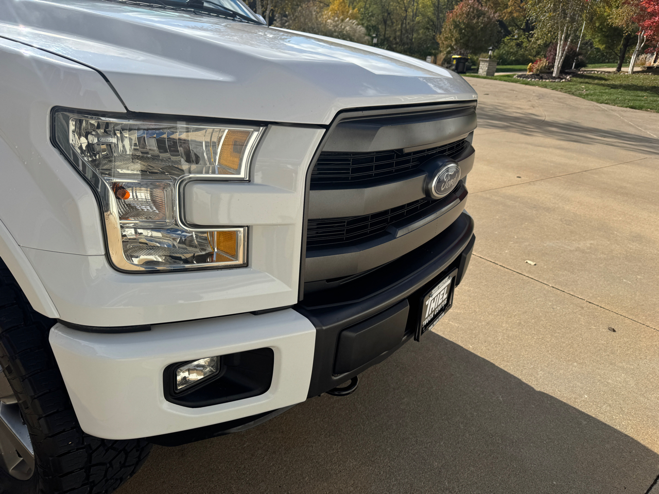 Ford F-150 4WD SuperCrew 139" Lariat 2015 Ford F-150 4WD SuperCrew 139" Lariat 2015