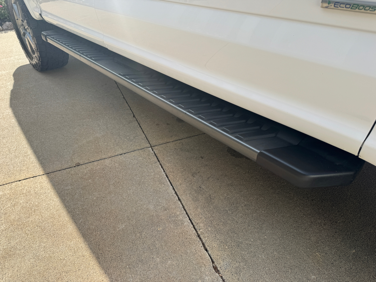 Ford F-150 4WD SuperCrew 139" Lariat 2015 Ford F-150 4WD SuperCrew 139" Lariat 2015