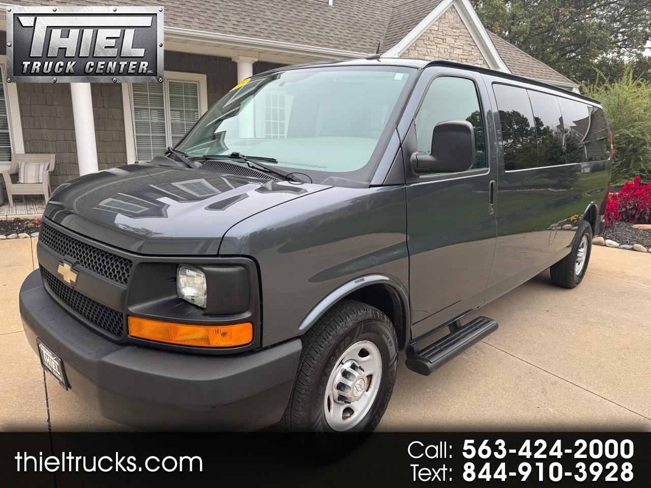 2015 Chevrolet Express Passenger RWD 3500 155" LS w/1LS