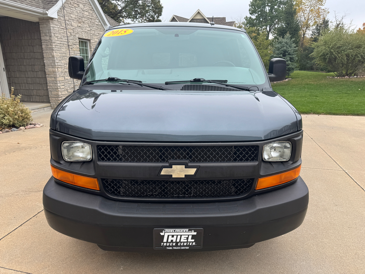 Chevrolet Express Passenger RWD 3500 155" LS w/1LS 2015 Chevrolet Express Passenger RWD 3500 155" LS w/1LS 2015