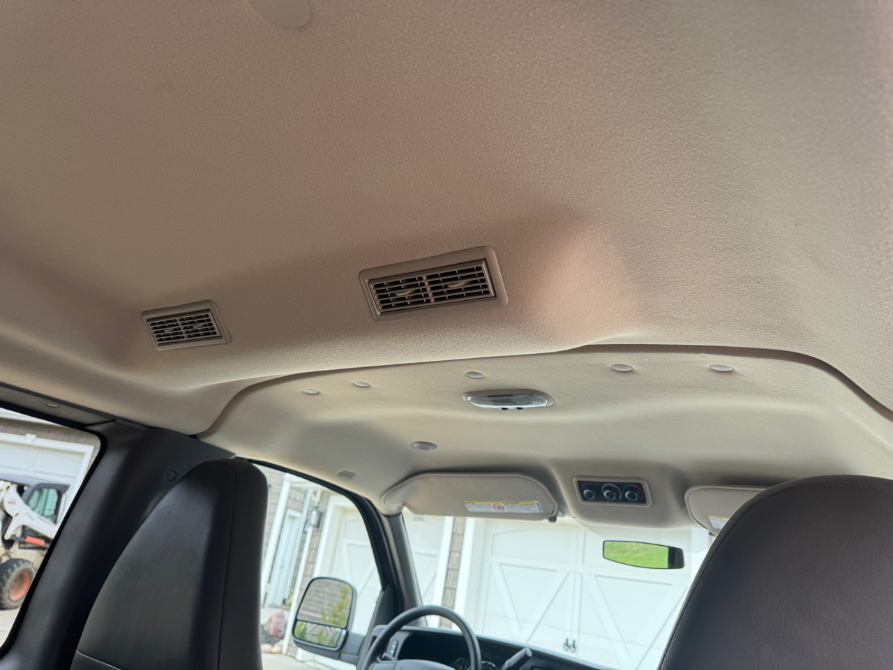 Chevrolet Express Passenger RWD 3500 155" LS w/1LS 2015 Chevrolet Express Passenger RWD 3500 155" LS w/1LS 2015