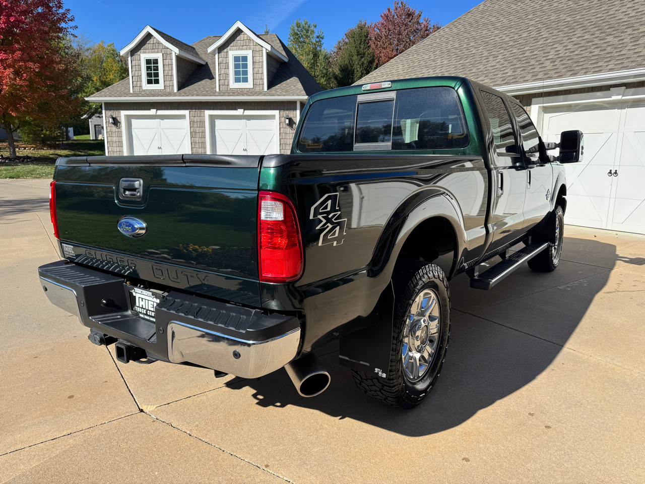 Ford Super Duty F-350 SRW 4WD Crew Cab 156" Lariat 2016 Ford Super Duty F-350 SRW 4WD Crew Cab 156" Lariat 2016