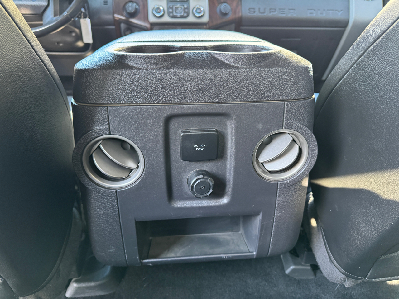 Ford Super Duty F-350 SRW 4WD Crew Cab 156" Lariat 2016 Ford Super Duty F-350 SRW 4WD Crew Cab 156" Lariat 2016