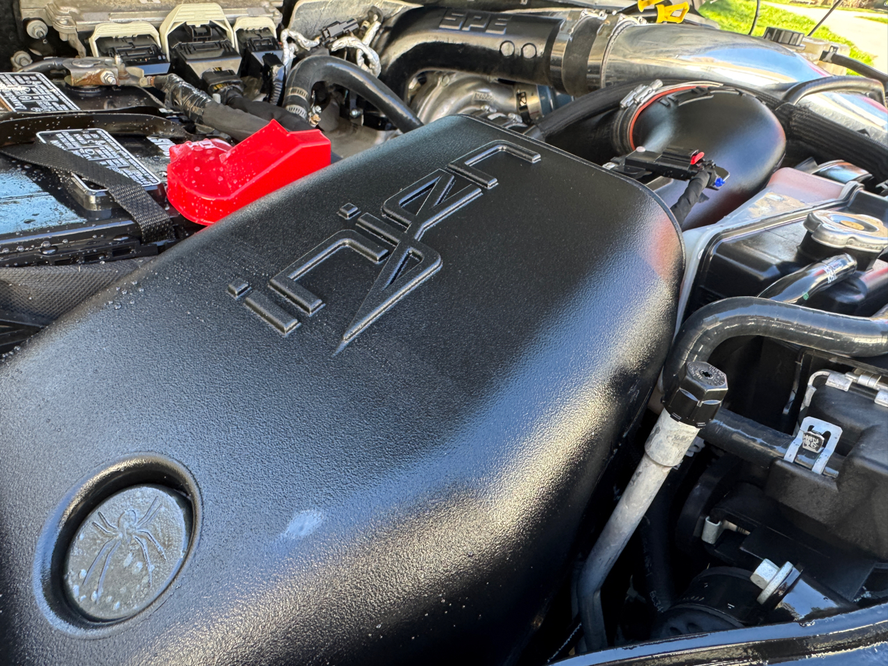 Ford Super Duty F-350 SRW 4WD Crew Cab 156" Lariat 2016 Ford Super Duty F-350 SRW 4WD Crew Cab 156" Lariat 2016