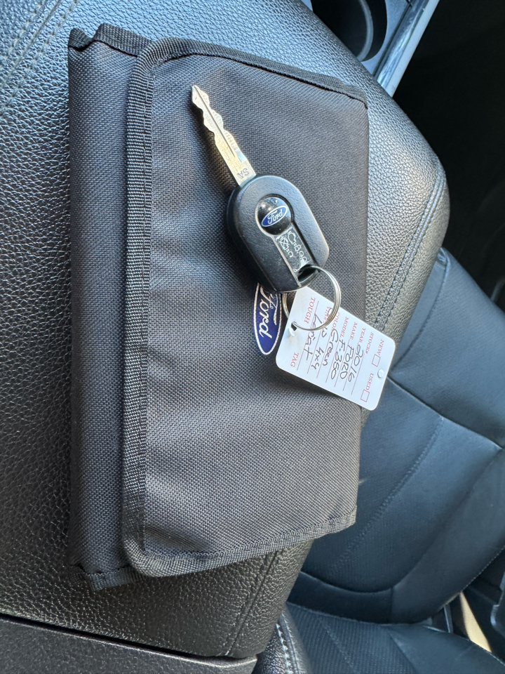 Ford Super Duty F-350 SRW 4WD Crew Cab 156" Lariat 2016 Ford Super Duty F-350 SRW 4WD Crew Cab 156" Lariat 2016