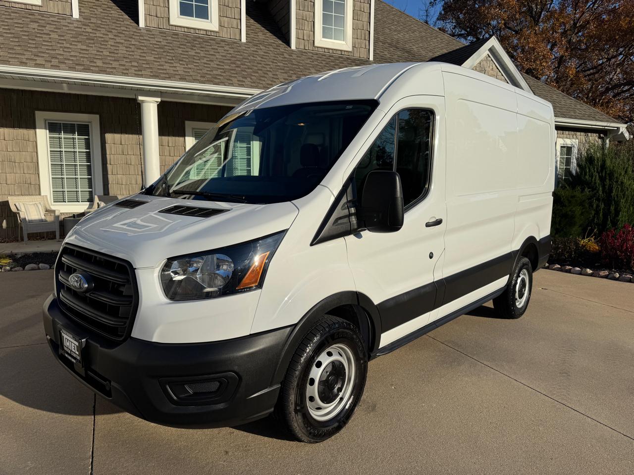 2020 Ford Transit Cargo Van T-250 130" Med Rf 9070 GVWR RWD