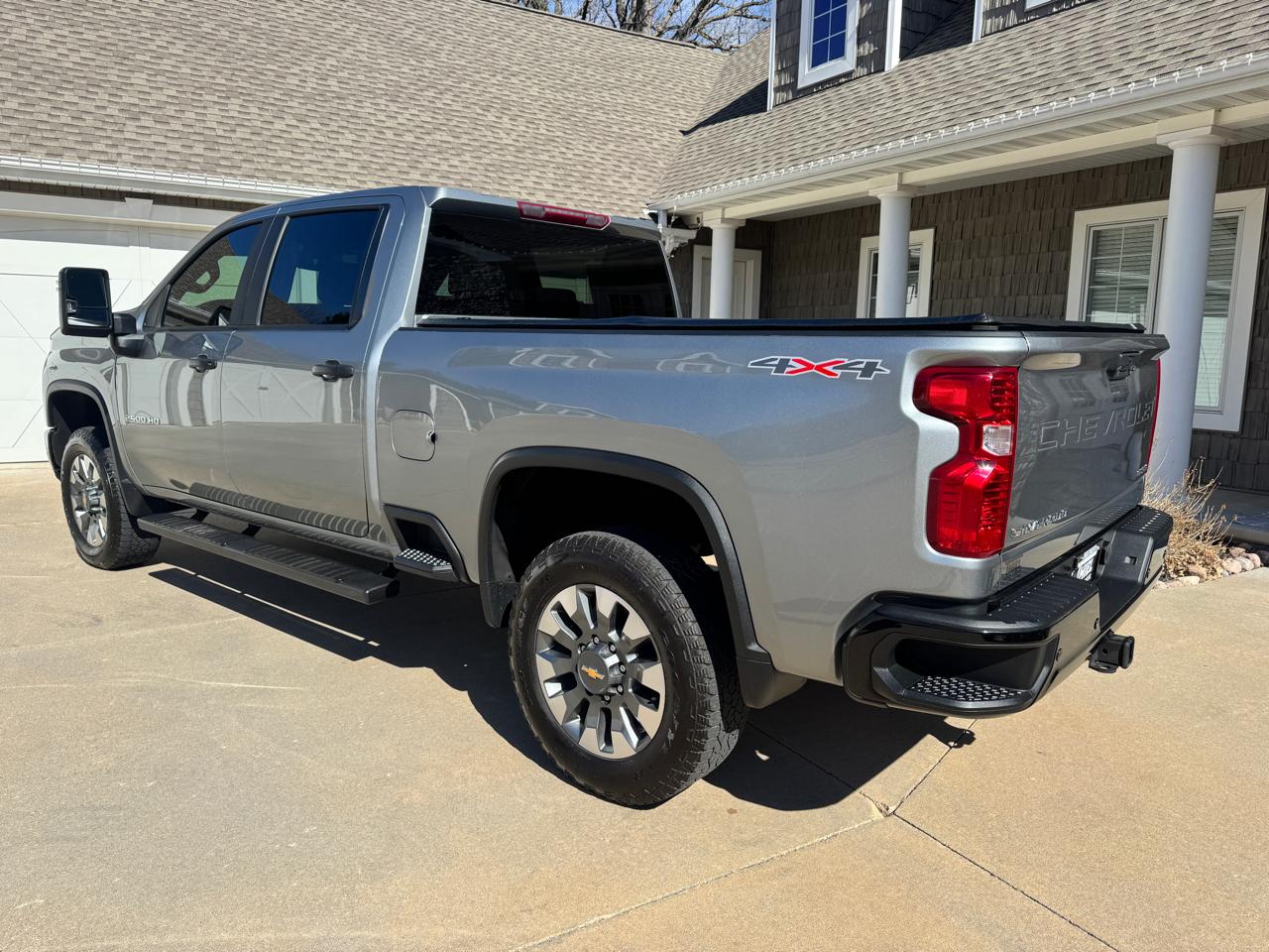 Chevrolet Silverado 2500HD 4WD Crew Cab 159" Custom 2024