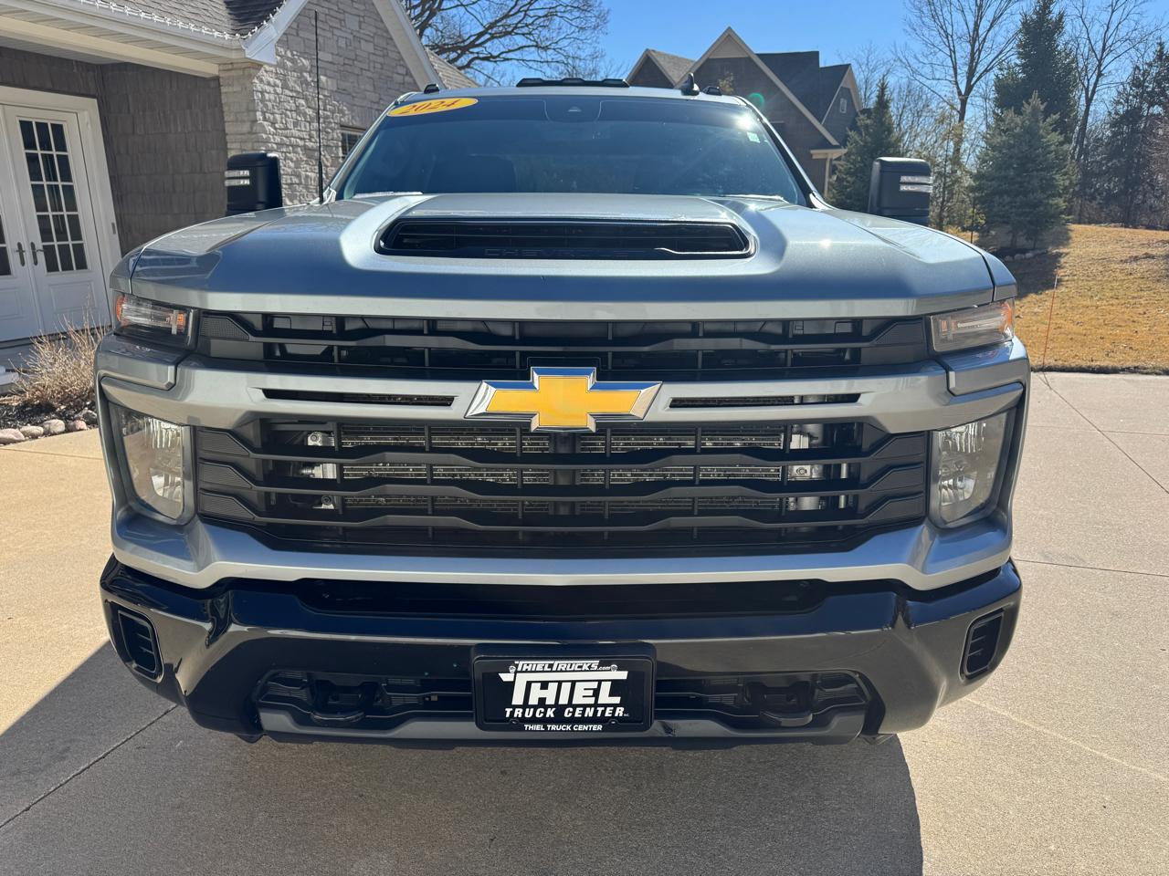 Chevrolet Silverado 2500HD 4WD Crew Cab 159" Custom 2024