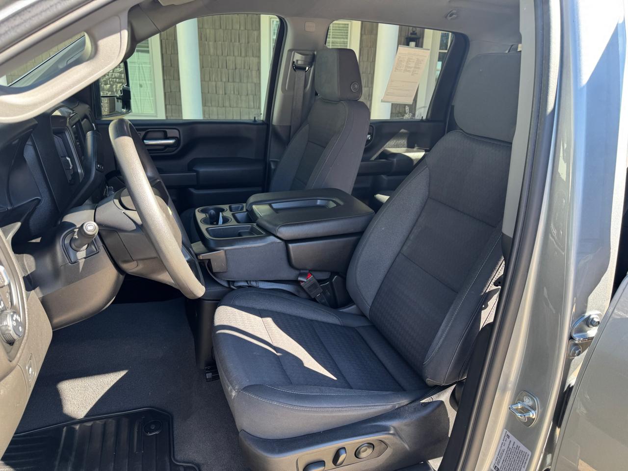 Chevrolet Silverado 2500HD 4WD Crew Cab 159" Custom 2024