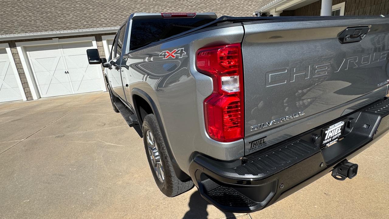 Chevrolet Silverado 2500HD 4WD Crew Cab 159" Custom 2024