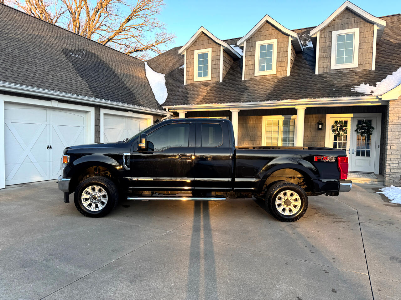 Ford Super Duty F-350 SRW XLT 4WD SuperCab 6.75' Box 2020