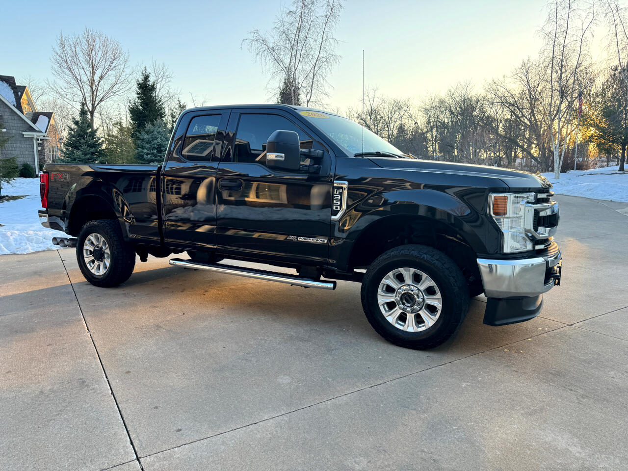 Ford Super Duty F-350 SRW XLT 4WD SuperCab 6.75' Box 2020