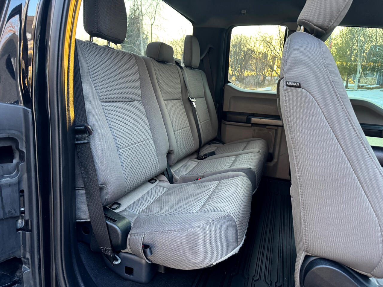 Ford Super Duty F-350 SRW XLT 4WD SuperCab 6.75' Box 2020