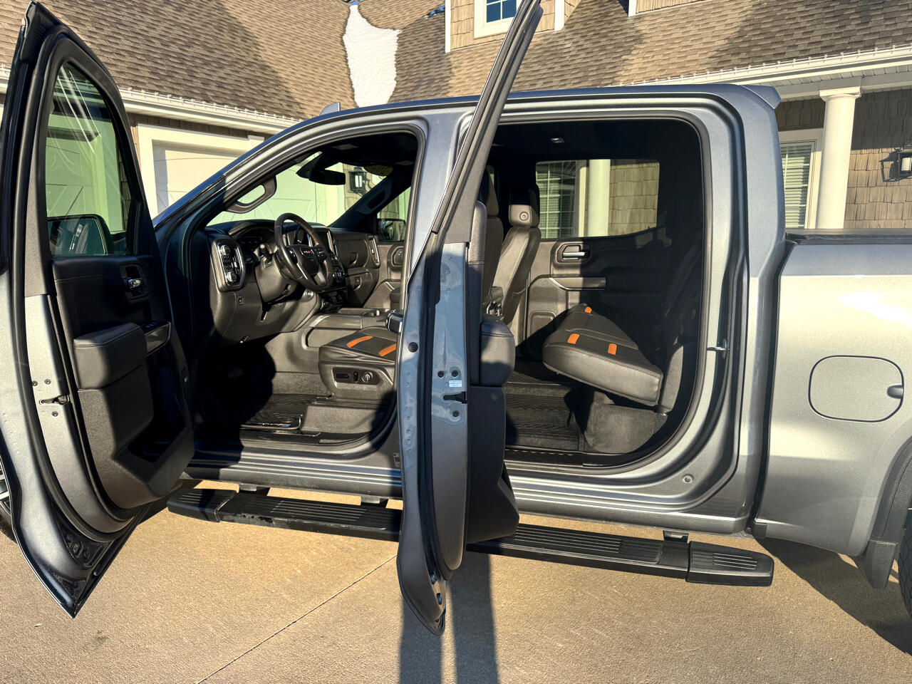 GMC Sierra 1500 4WD Crew Cab 147" AT4 2020