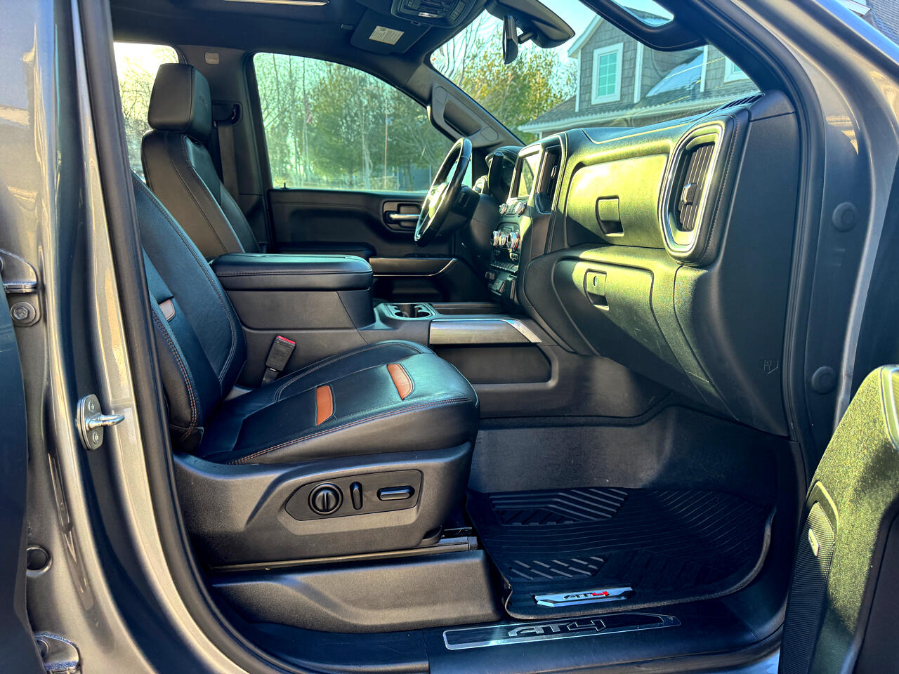 GMC Sierra 1500 4WD Crew Cab 147" AT4 2020