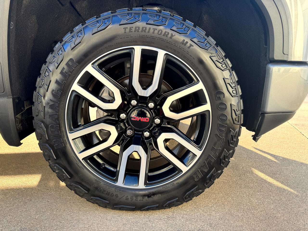 GMC Sierra 1500 4WD Crew Cab 147" AT4 2020