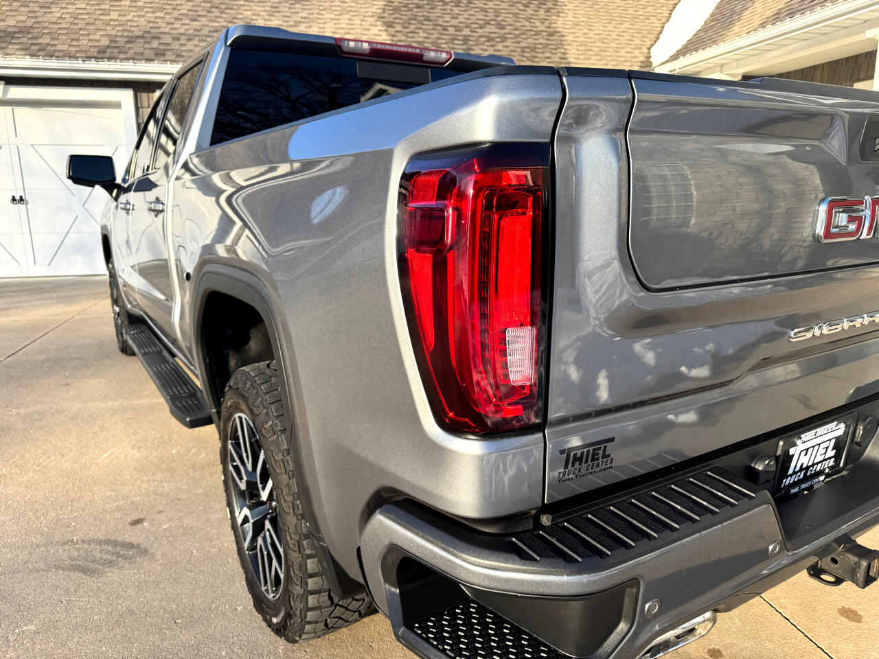 GMC Sierra 1500 4WD Crew Cab 147" AT4 2020