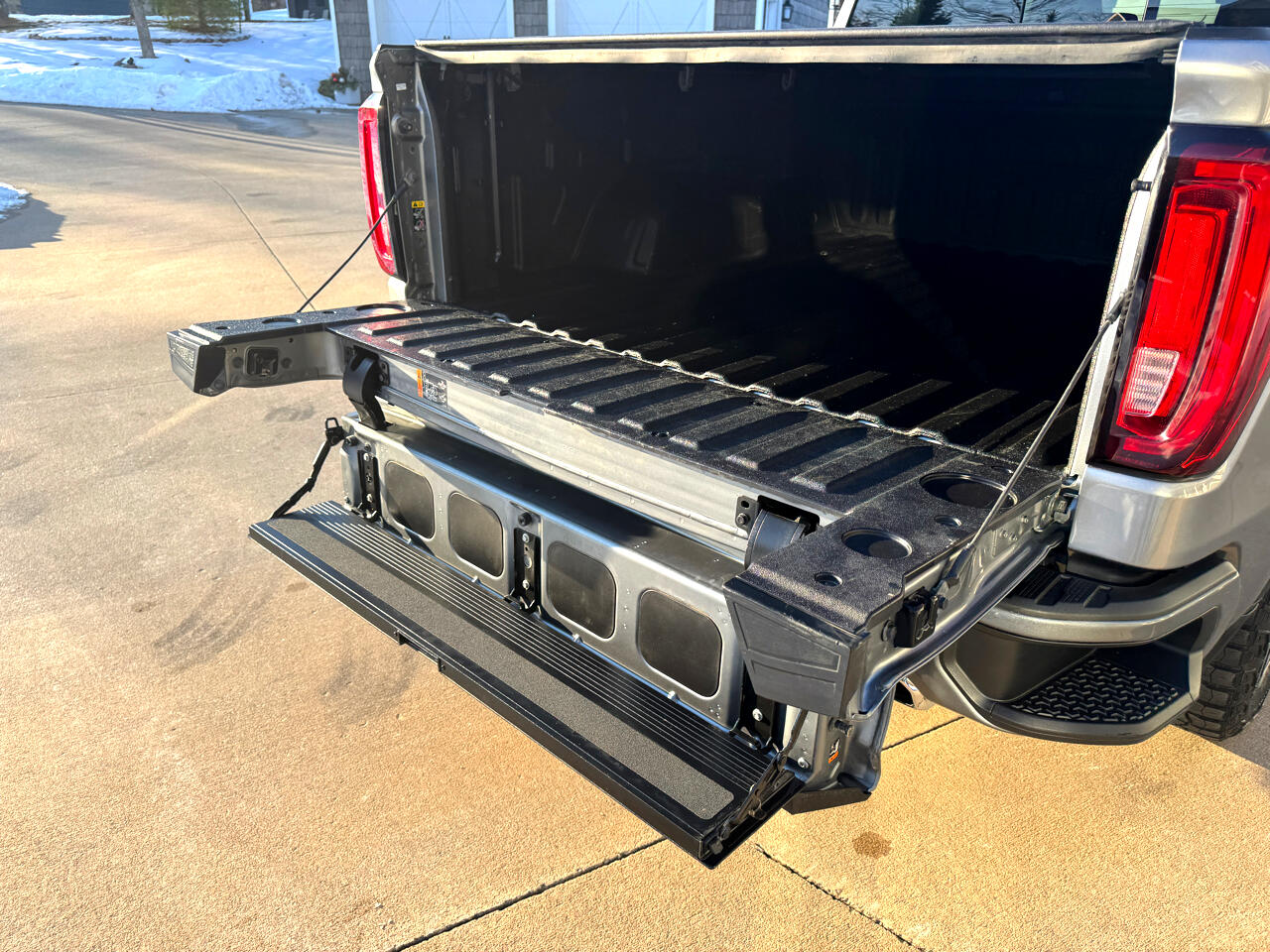 GMC Sierra 1500 4WD Crew Cab 147" AT4 2020