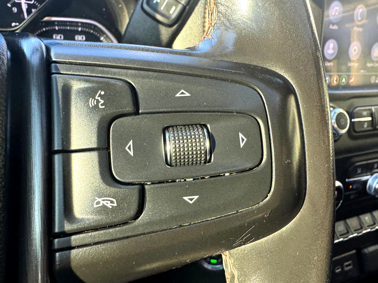 GMC Sierra 1500 4WD Crew Cab 147" AT4 2020