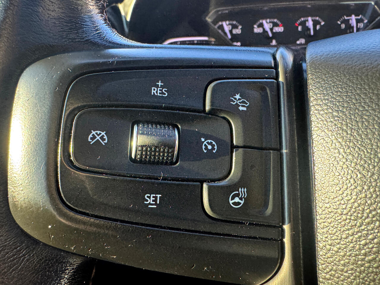 GMC Sierra 1500 4WD Crew Cab 147" AT4 2020