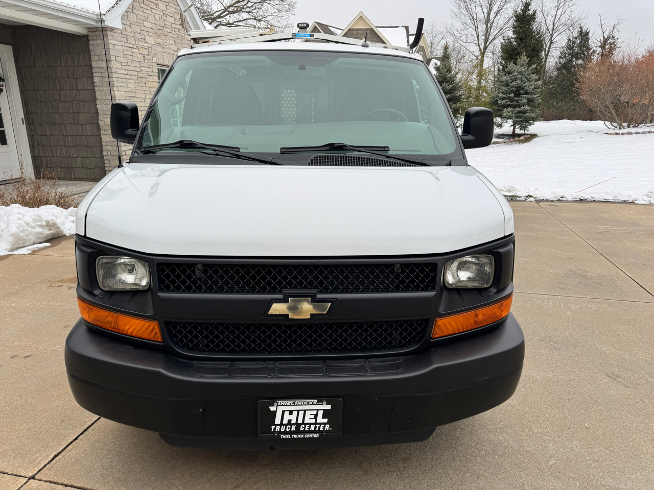 Chevrolet Express Cargo Van RWD 2500 135" 2015