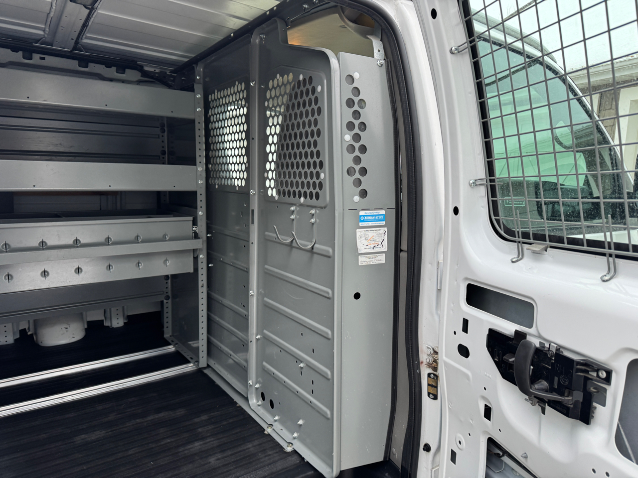 Chevrolet Express Cargo Van RWD 2500 135" 2015