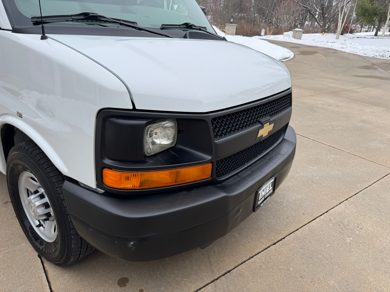 Chevrolet Express Cargo Van RWD 2500 135" 2015
