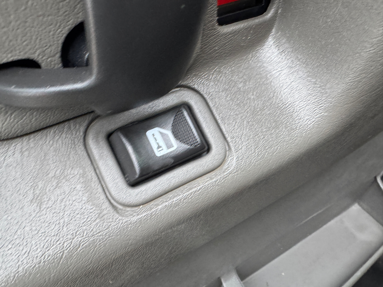 Chevrolet Express Cargo Van RWD 2500 135" 2015