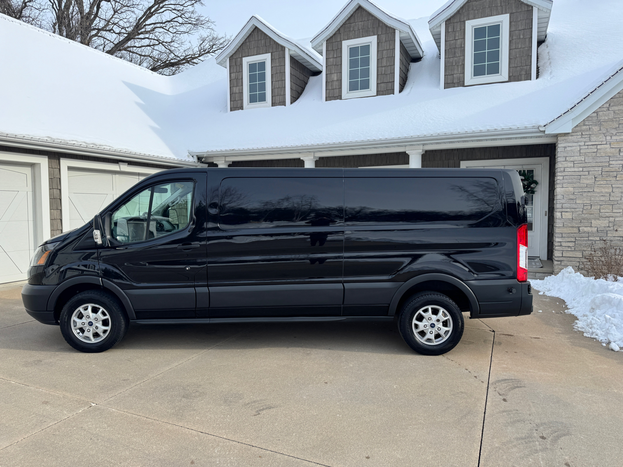 Ford Transit Cargo Van T-250 148" Low Rf 9000 GVWR Sliding RH Dr 2016