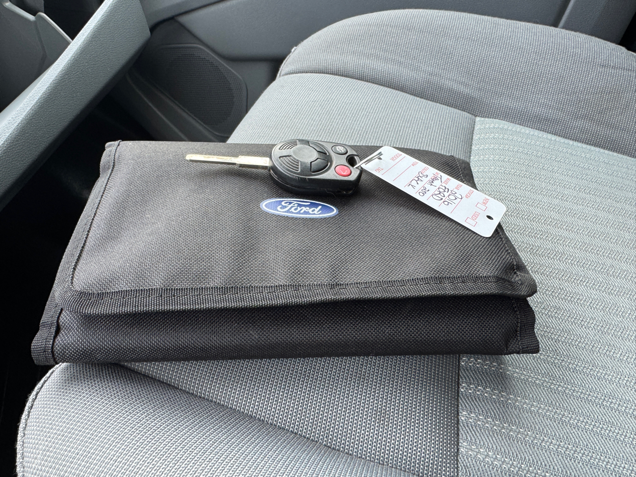 Ford Transit Cargo Van T-250 148" Low Rf 9000 GVWR Sliding RH Dr 2016